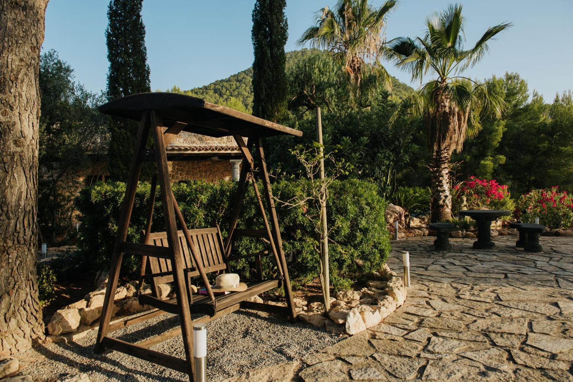 Villa & Guesthouse Paissa D'En Bernat Cala Tarida  Exterior photo