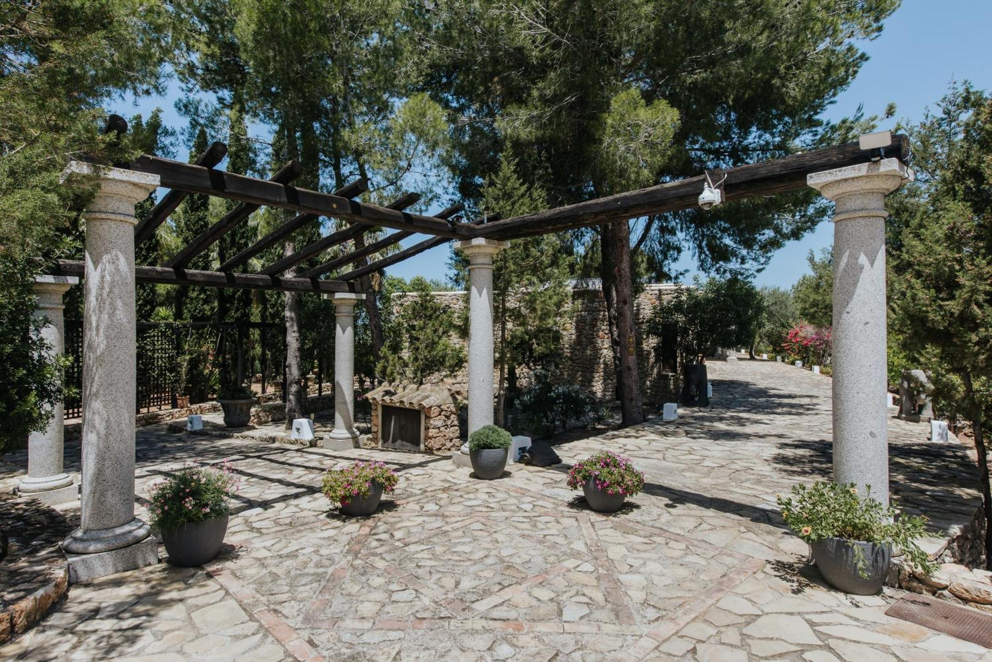 Villa & Guesthouse Paissa D'En Bernat Cala Tarida  Exterior photo