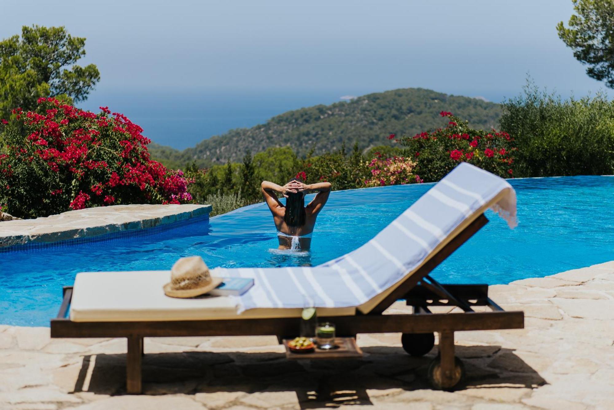 Villa & Guesthouse Paissa D'En Bernat Cala Tarida  Exterior photo