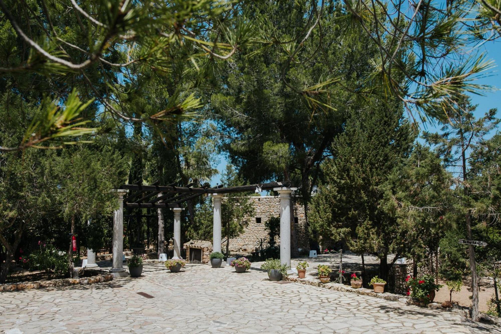 Villa & Guesthouse Paissa D'En Bernat Cala Tarida  Exterior photo