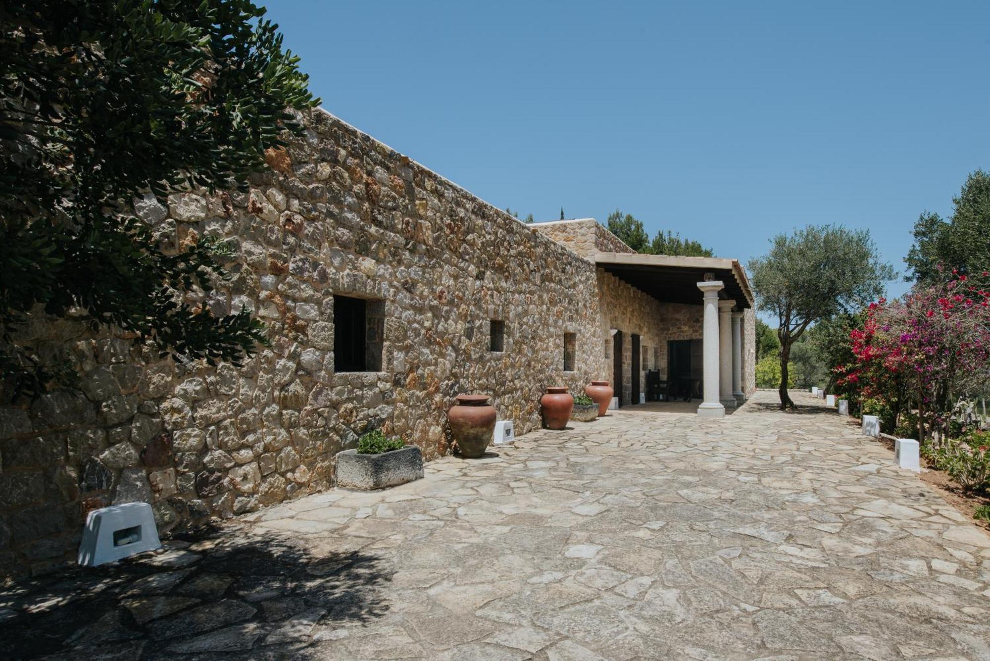 Villa & Guesthouse Paissa D'En Bernat Cala Tarida  Exterior photo