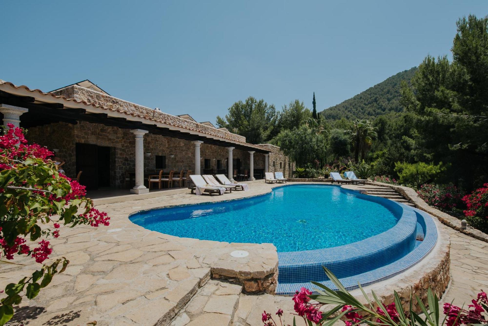 Villa & Guesthouse Paissa D'En Bernat Cala Tarida  Exterior photo