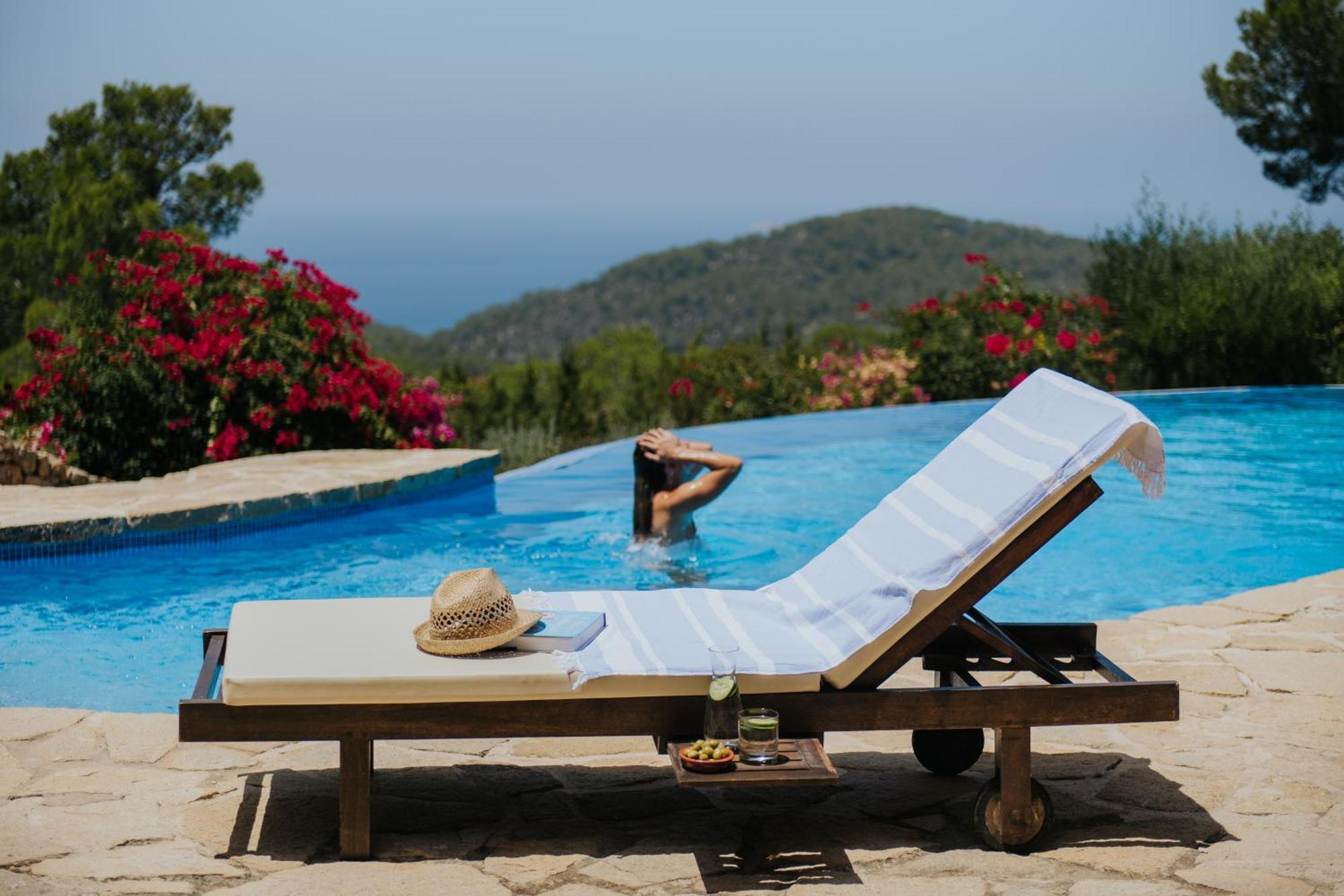 Villa & Guesthouse Paissa D'En Bernat Cala Tarida  Exterior photo