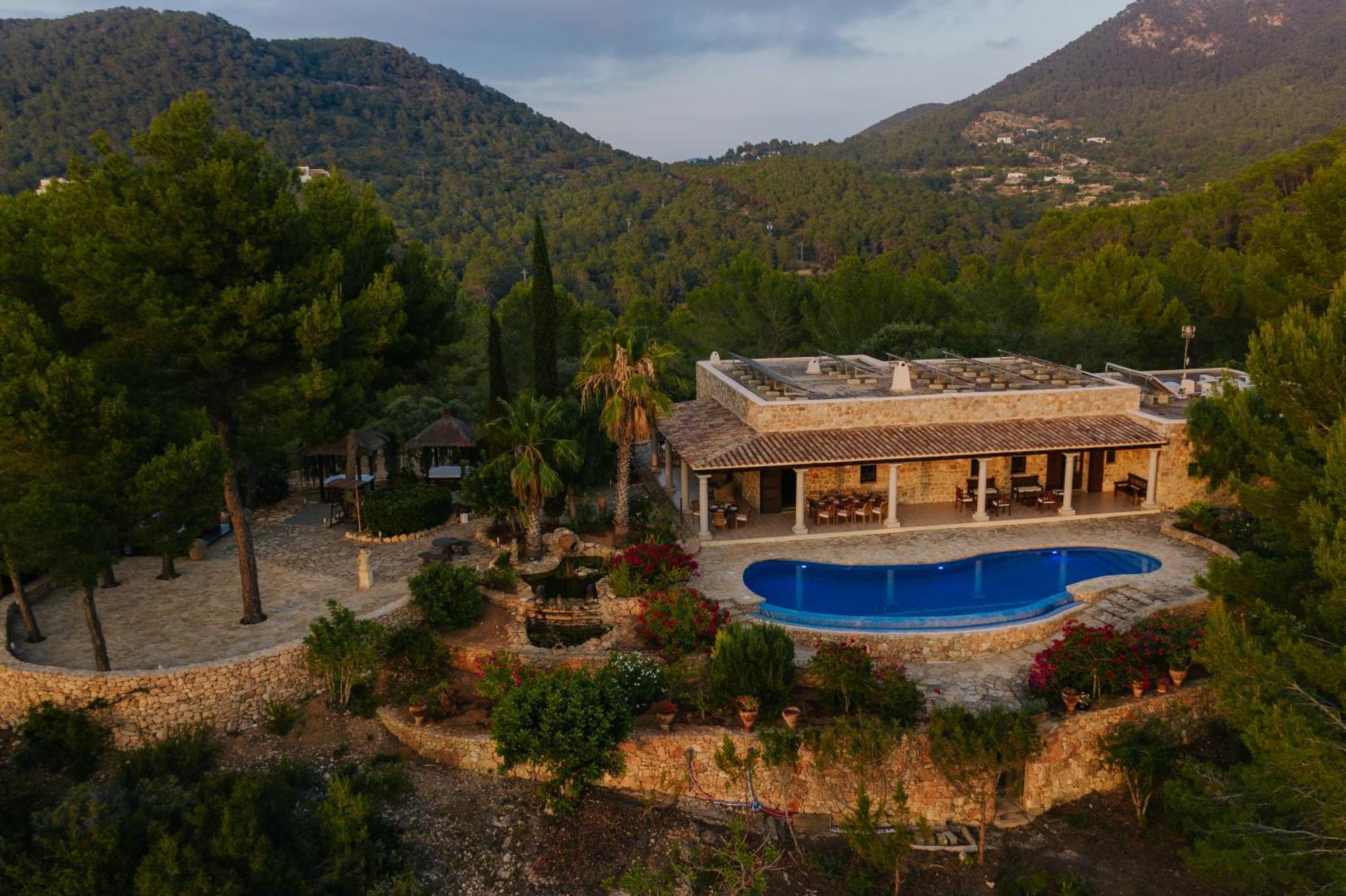 Villa & Guesthouse Paissa D'En Bernat Cala Tarida  Exterior photo