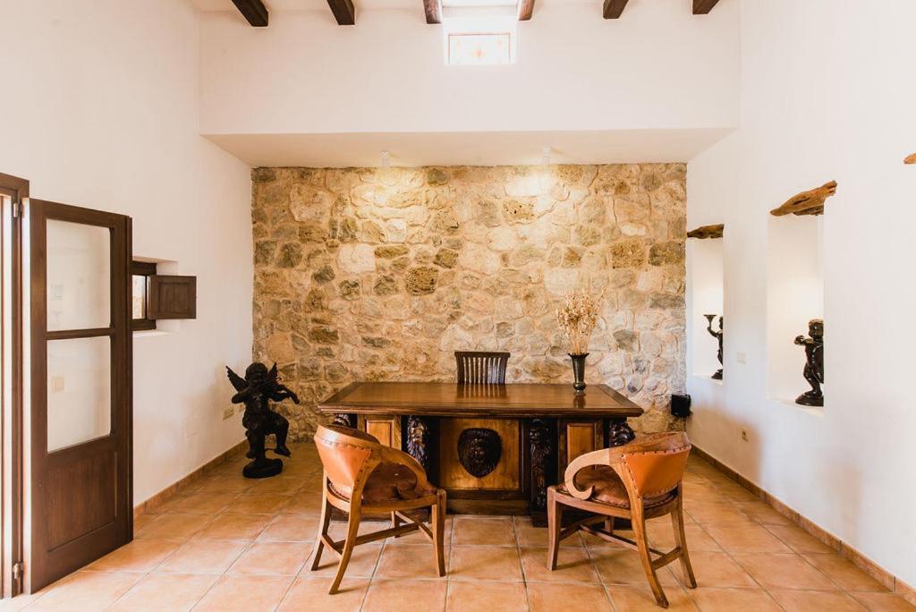 Villa & Guesthouse Paissa D'En Bernat Cala Tarida  Exterior photo